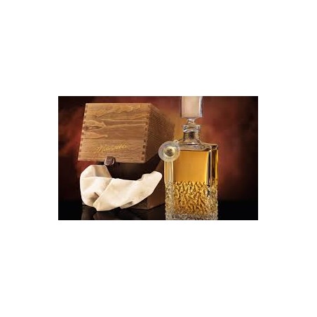 GRAPPA DI NEBBIOLO AFFINATA. GIOIELLO DI BOHEMIA CON BAULETTO. MAZZETTI D'ALTAVILLA