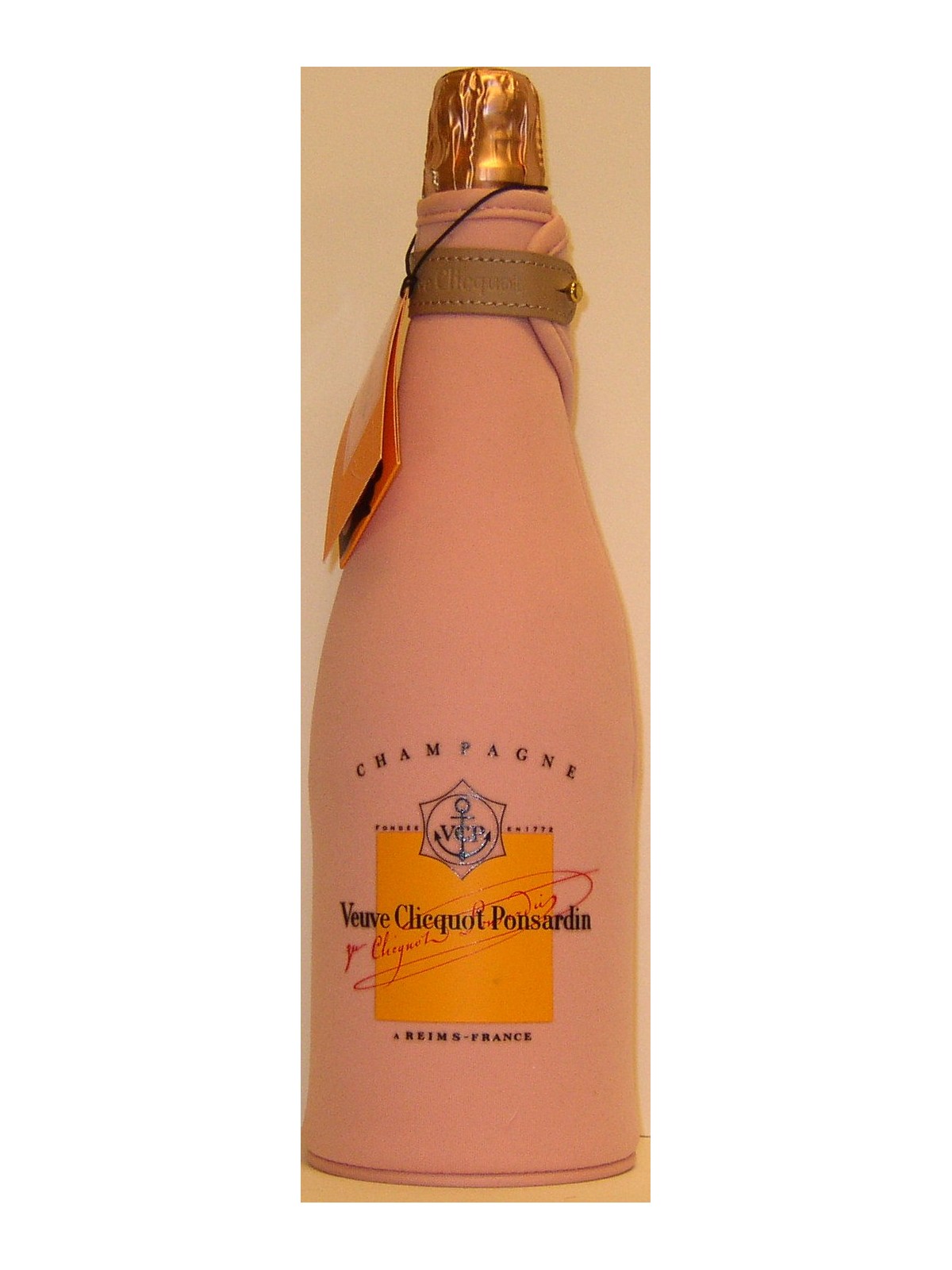 CHAMPAGNE VEUVE CLICQUOT PONSARDIN BRUT ROSE' ICE JACKET