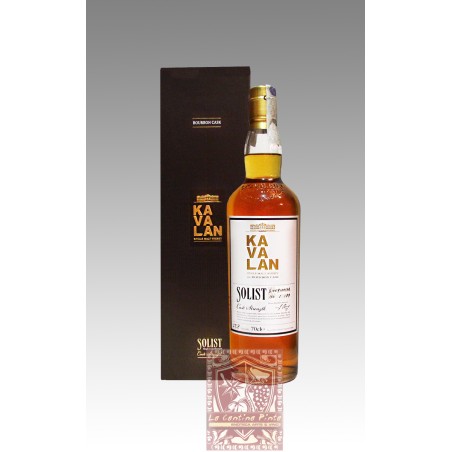 KAVALAN SOLIST SINGLE MALT WHISKY CASK STRENGTH EX BOURBON CASK  N° B100910013A